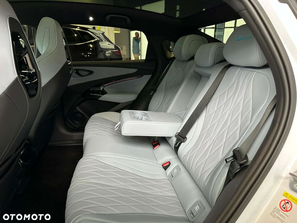 BYD Seal 82.5kWh Excellence AWD - 12