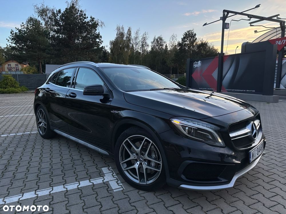 Mercedes-Benz GLA AMG 45 4Matic AMG Speedshift 7G-DCT AMG Night Edition - 16