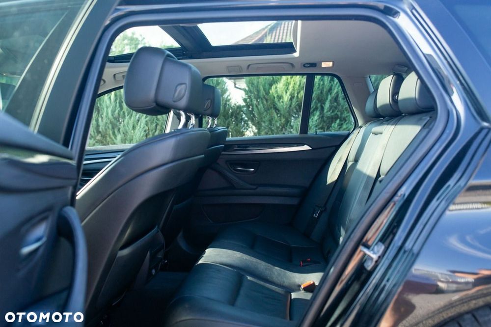 BMW Seria 5 - 16