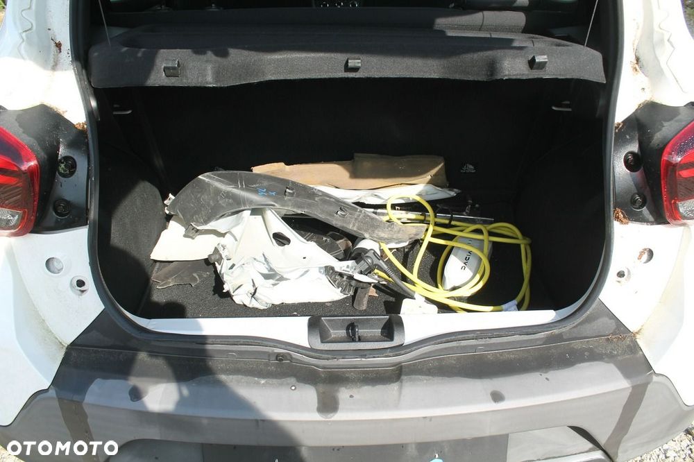 Dacia Spring - 14