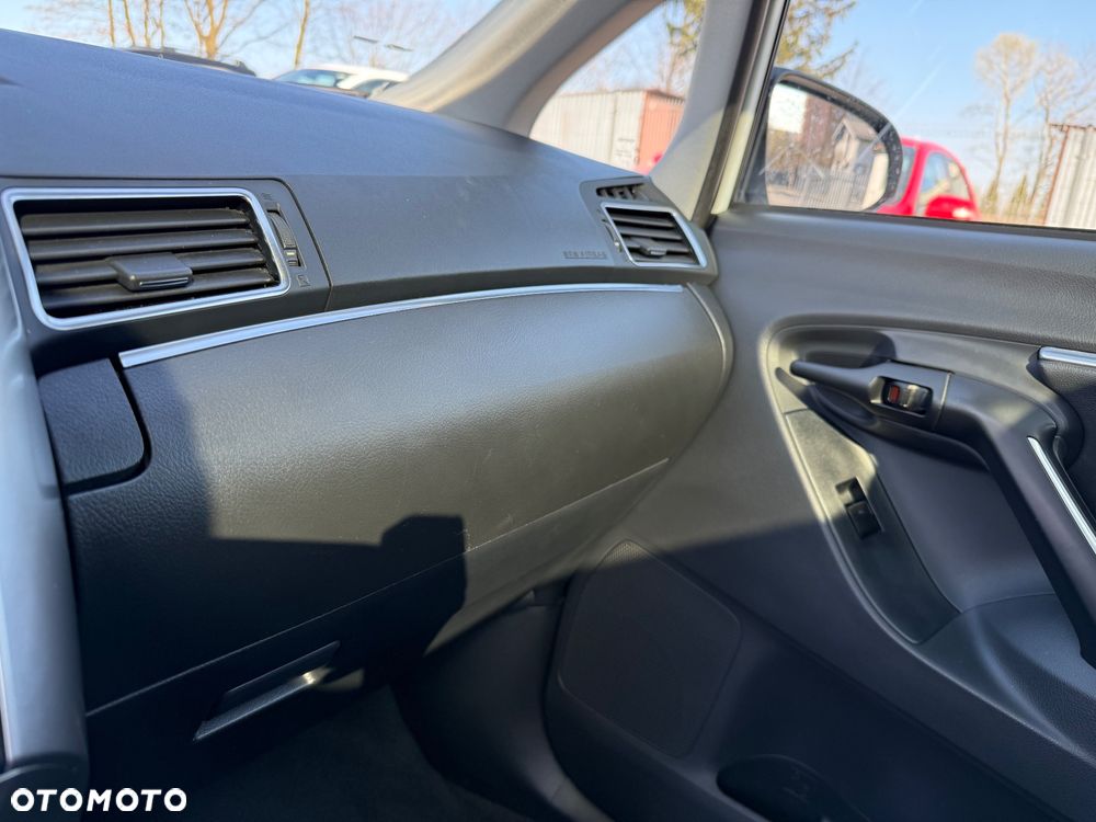 Toyota Verso 2.0 D-4D Prestige 7os - 19