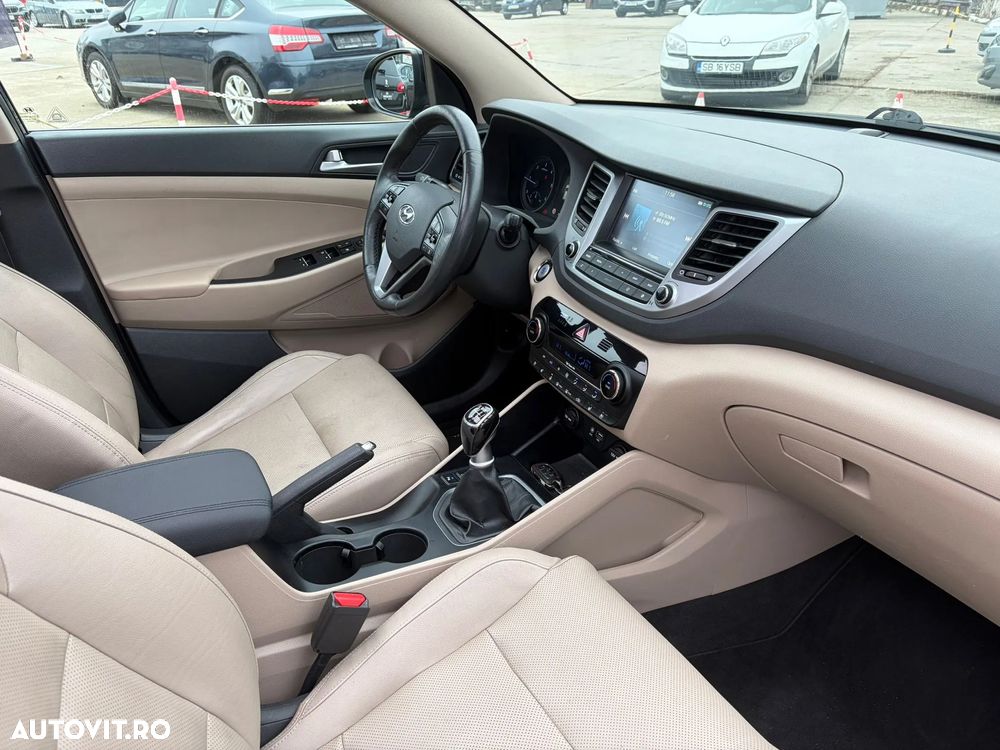 Hyundai Tucson - 10