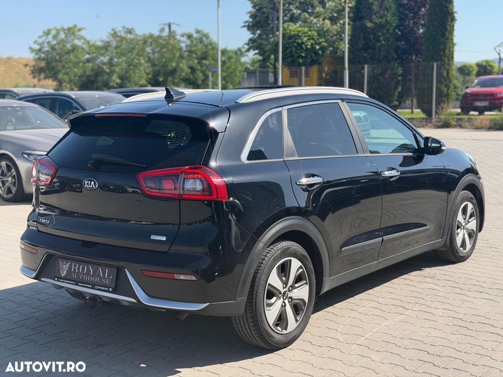 Kia Niro 1.6 GDI 2WD Aut. Spirit - 5
