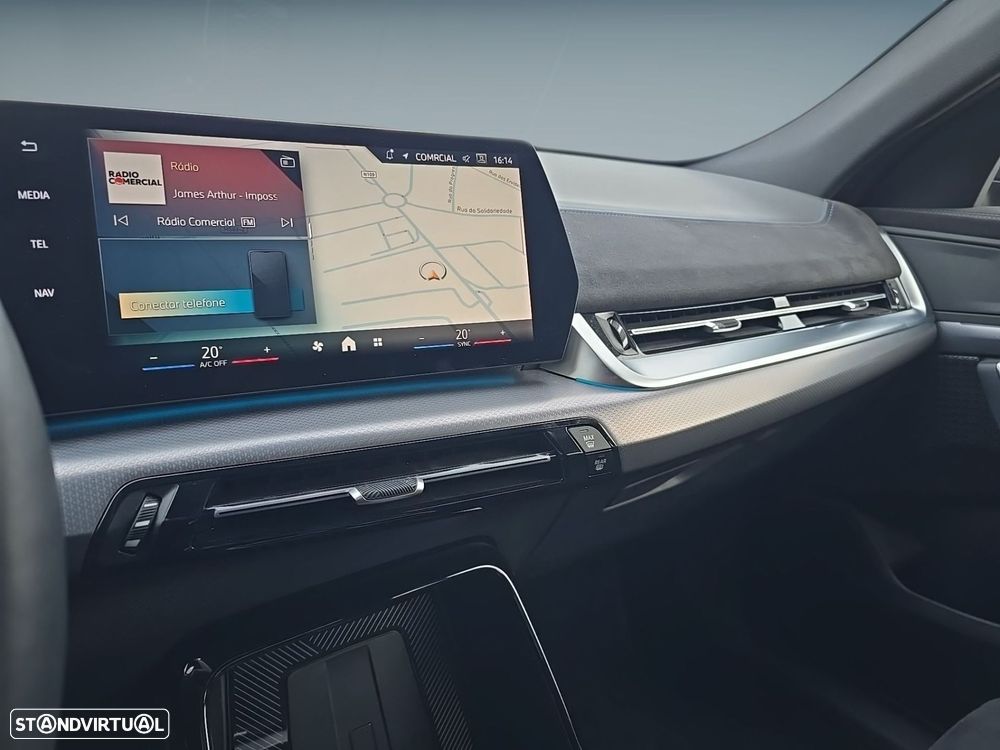 BMW iX2 eDrive20 Pack Desportivo M - 27