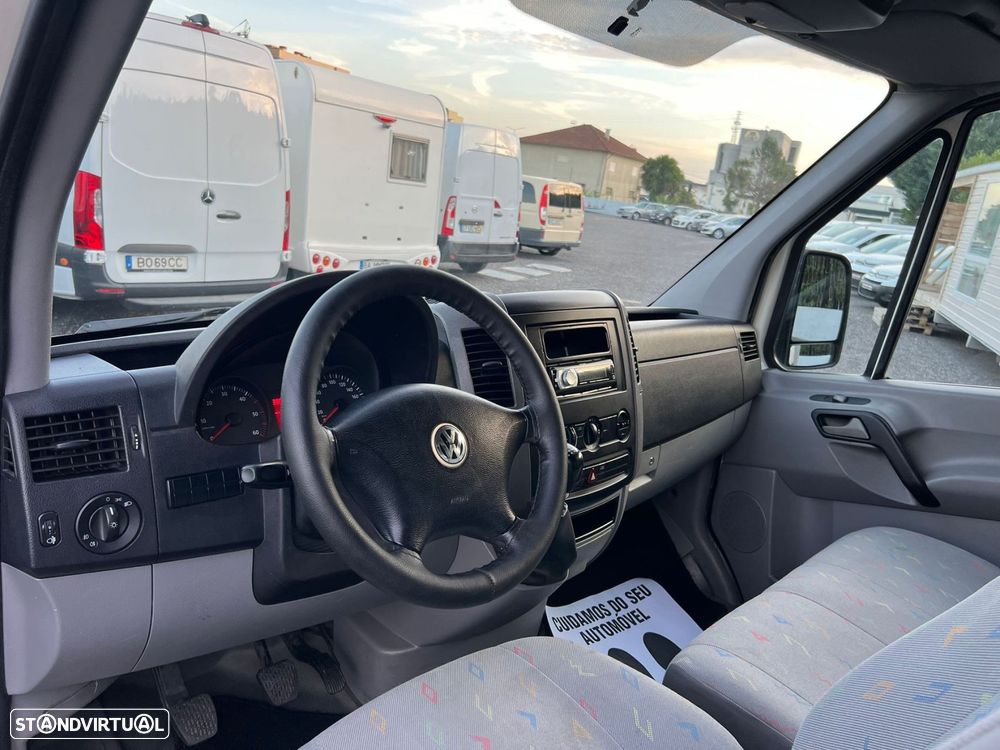 VW Crafter 35 2.5 TDi 164 Média - 7