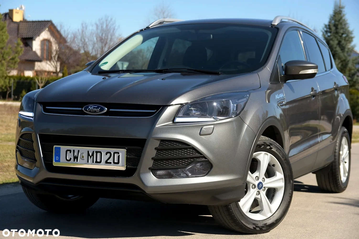 Ford Kuga - 4