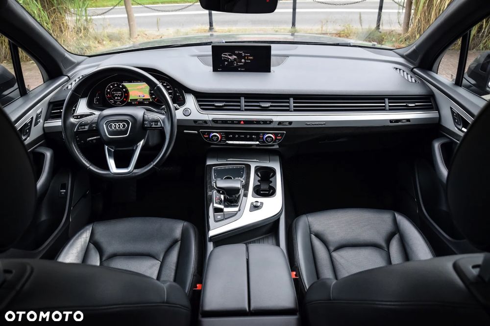 Audi Q7 - 30