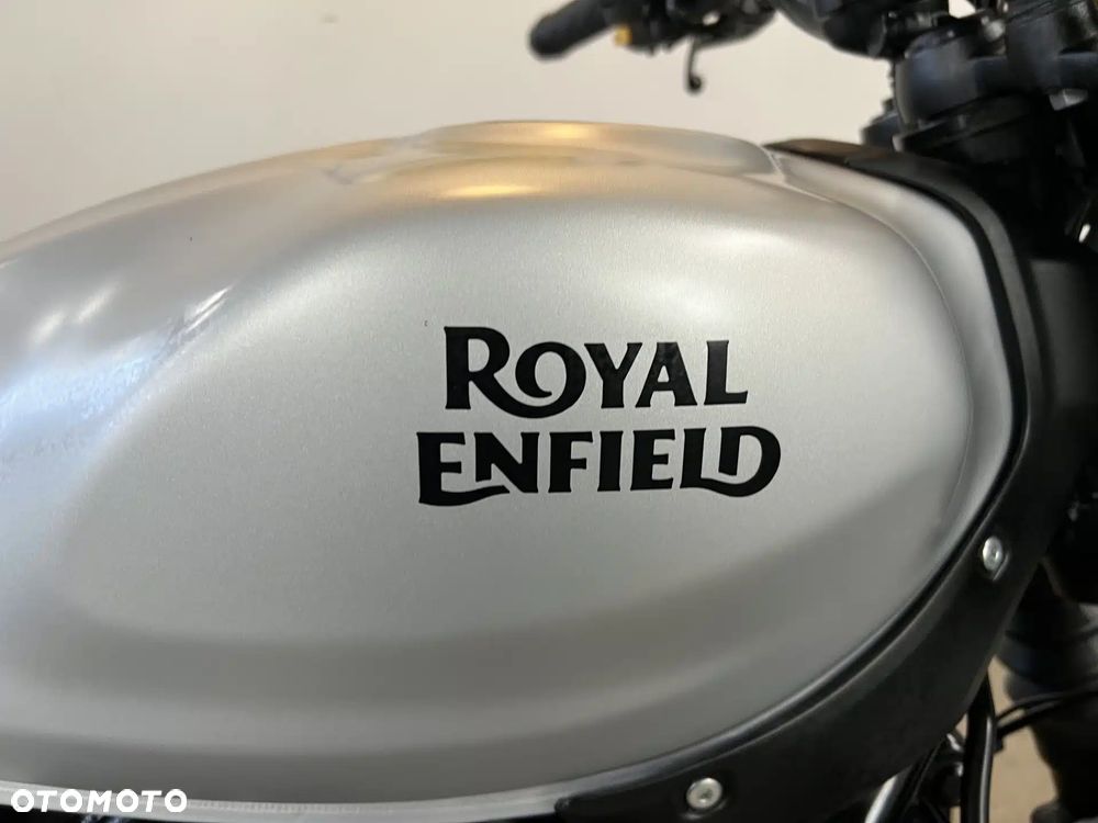 Royal Enfield Guerrilla - 8