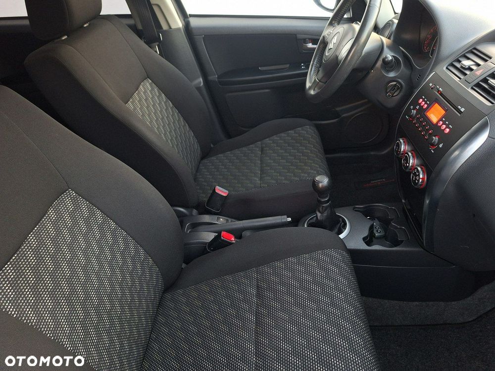 Suzuki SX4 - 7