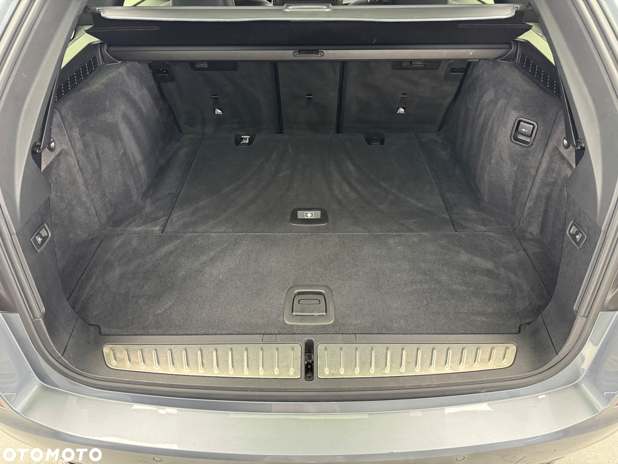 BMW Seria 5 520d Touring Sport Line - 30