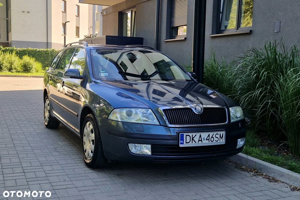 Skoda Octavia 1.6 Combi - 6