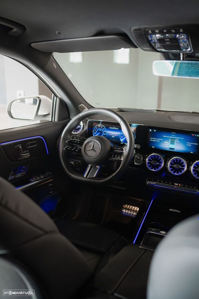 Mercedes-Benz EQA 300 4Matic AMG Line - 45