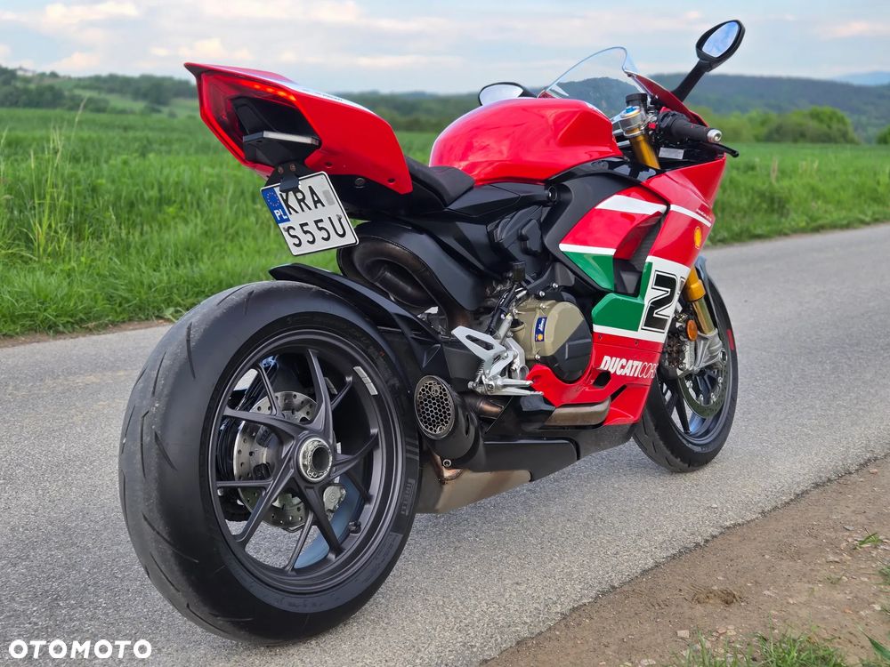 Ducati Panigale V2 - 4