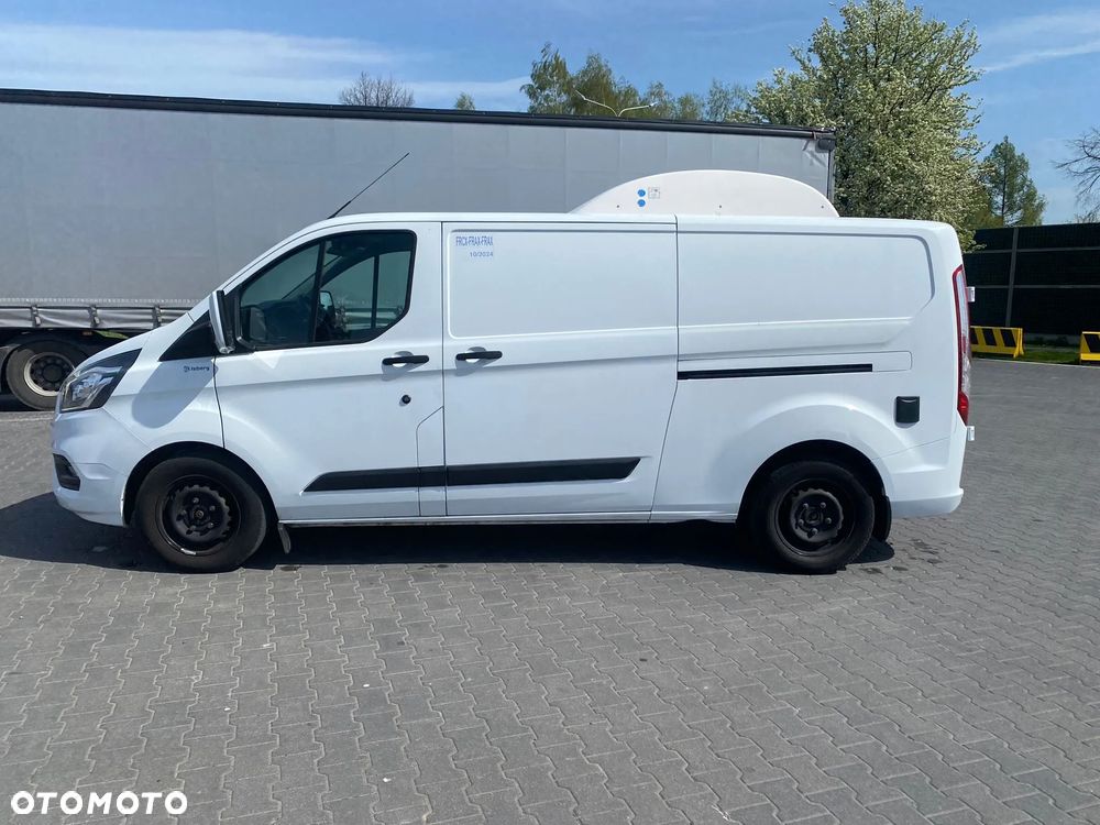 Ford Transit Custom - 8