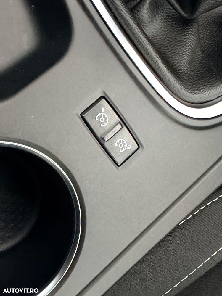 Renault Megane BLUE dCi Limited - 32