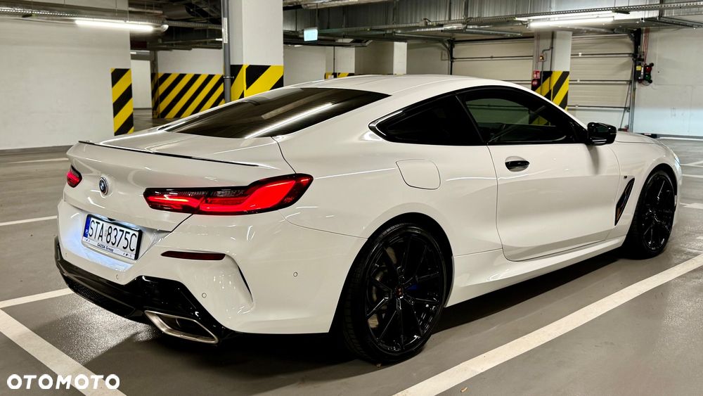 BMW Seria 8 - 24