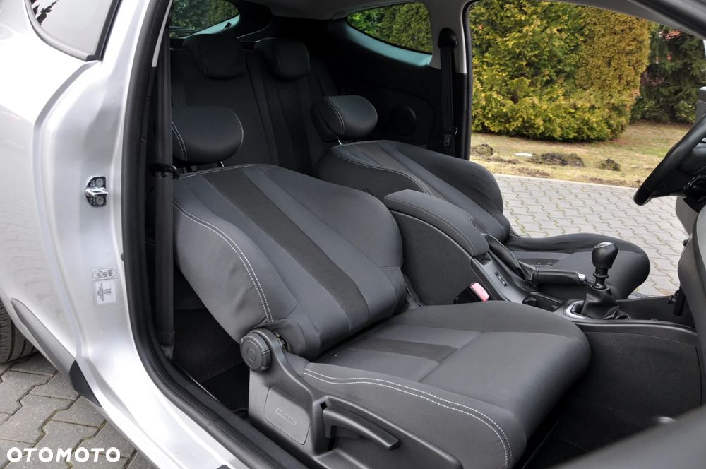 Renault Megane TCe 180 Coupe Dynamique - 36