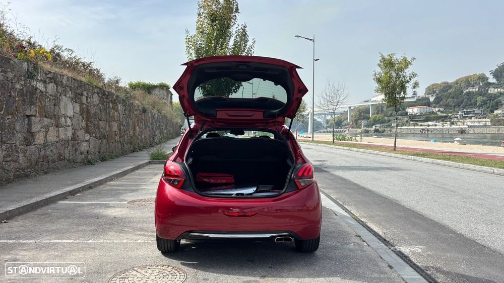 Peugeot 208 1.6 e-THP GTi - 8
