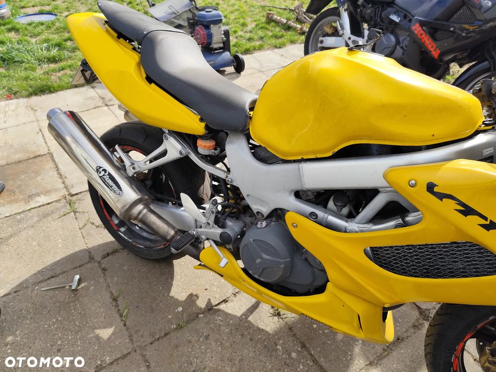 Honda VTR - 2