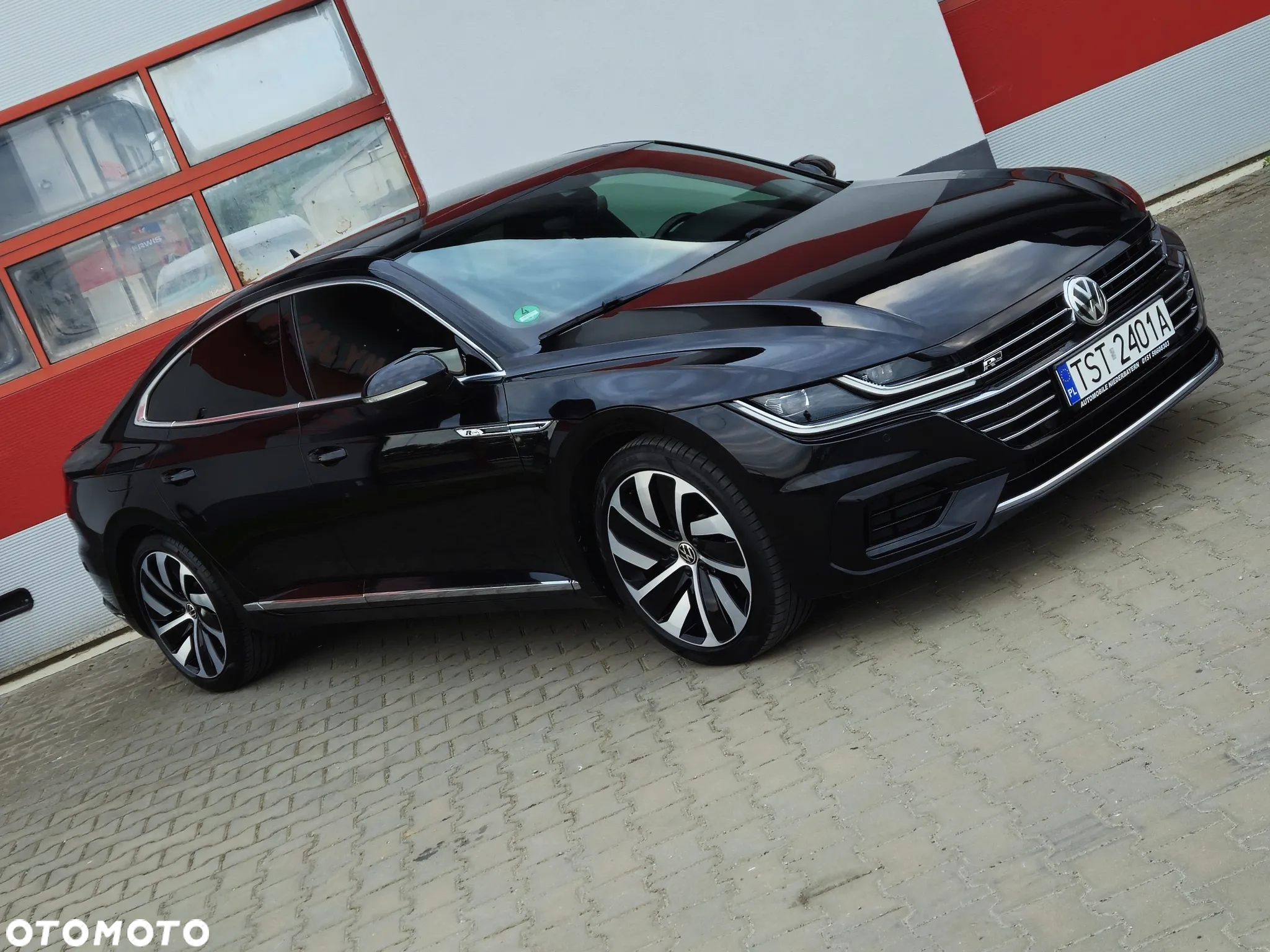 Volkswagen Arteon 2.0 TSI DSG R-Line Edition - 2
