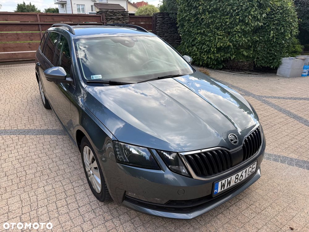 Skoda Octavia 2.0 TDI Premium Edition - 23