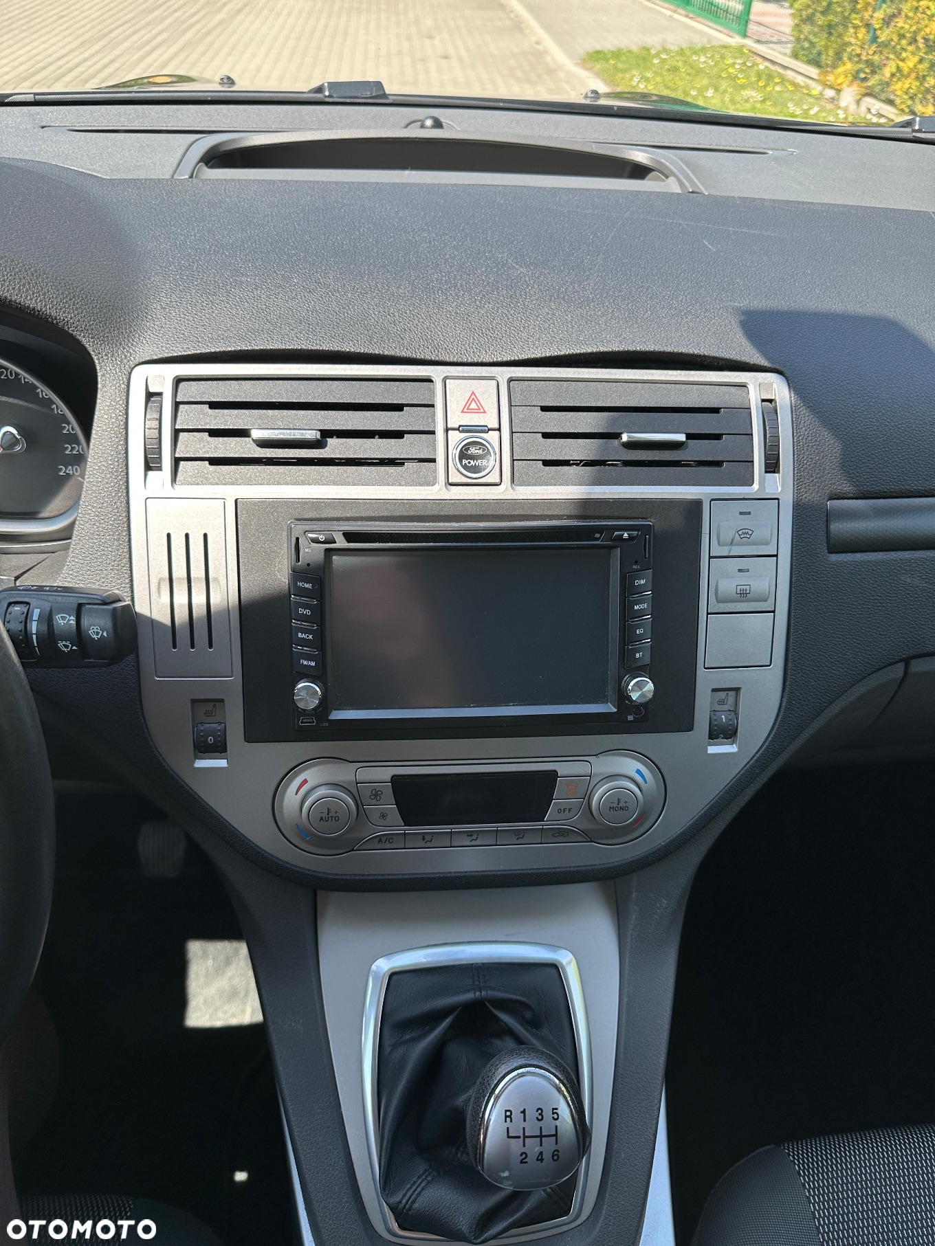 Ford Kuga 2.0 TDCi Trend - 14