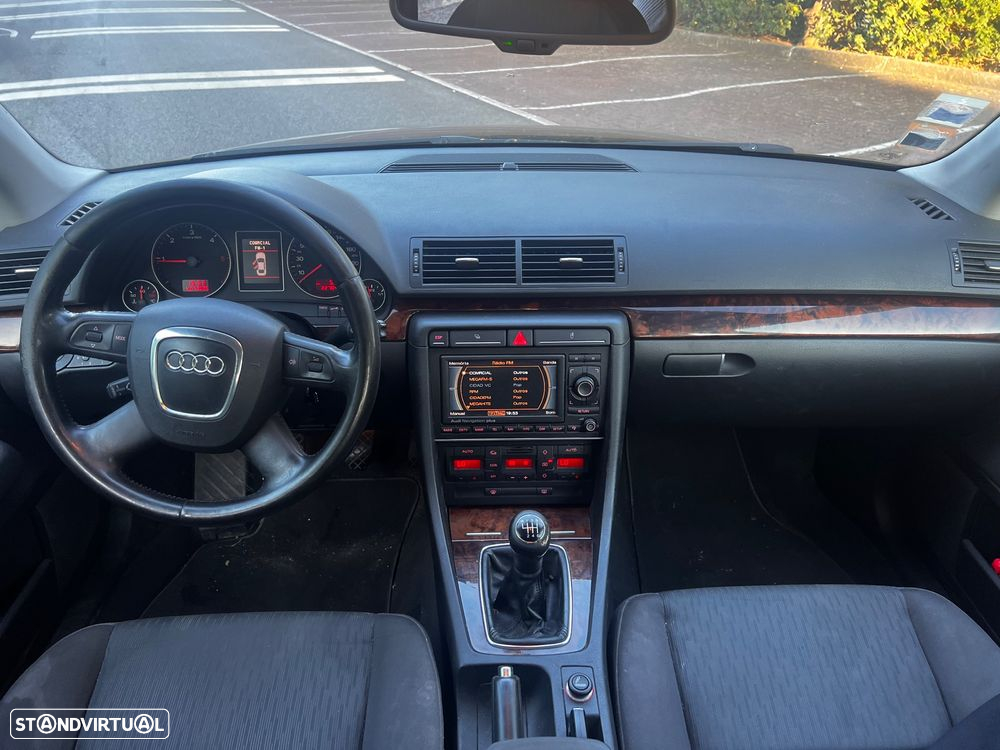 Audi A4 Avant 2.0 TDI S-line - 11