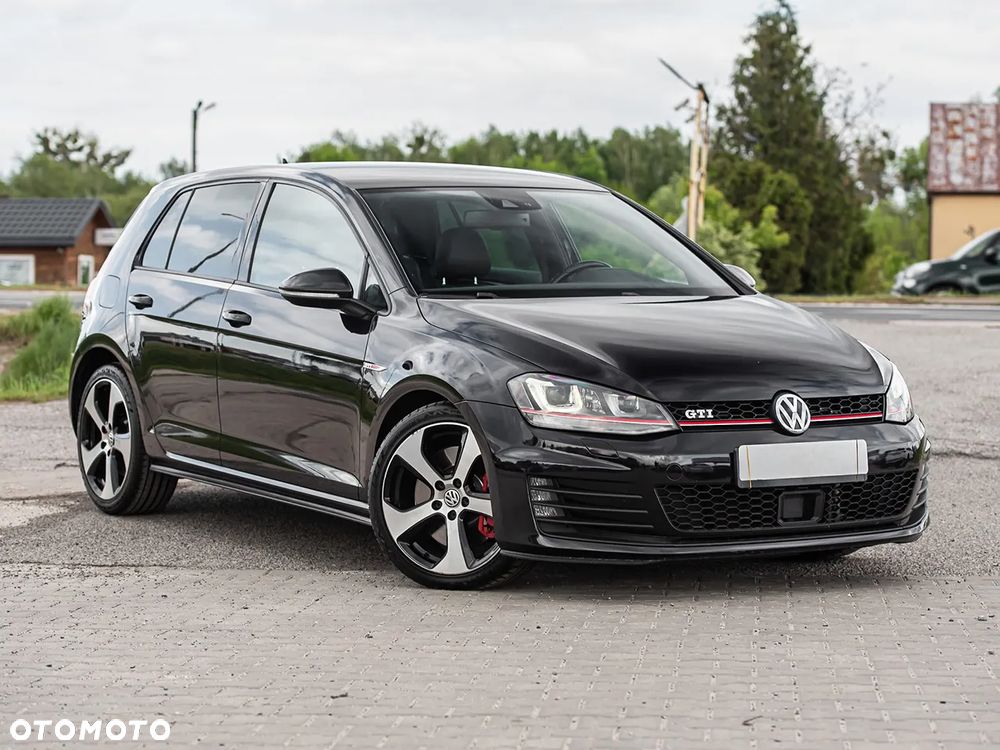 Volkswagen Golf 2.0 TSI 4Mot R DSG - 1