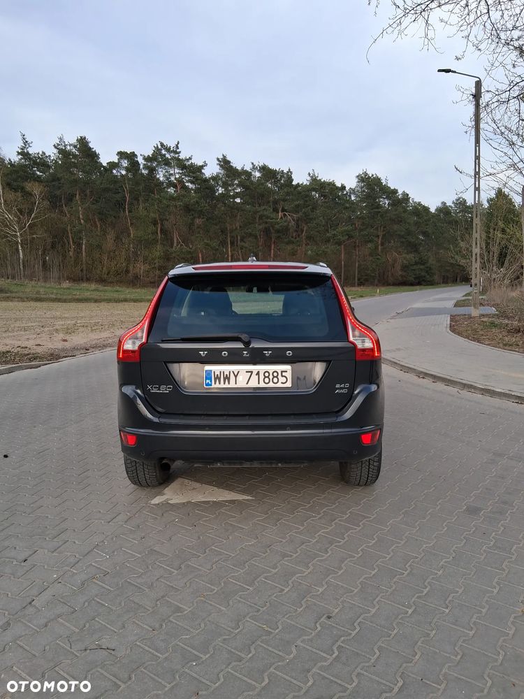 Volvo XC 60 2.4D AWD Summum - 4