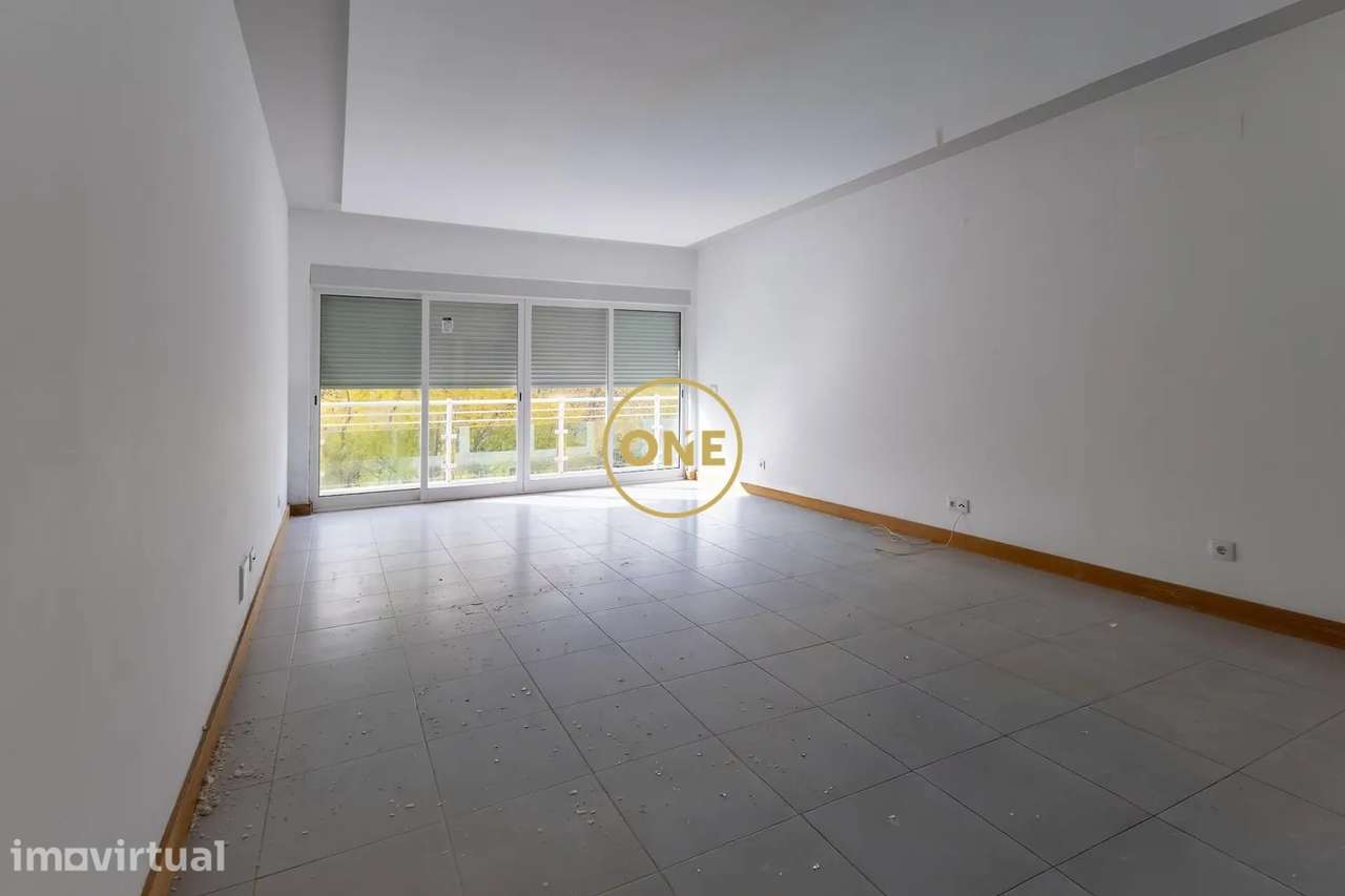 Apartamento T3 | Terraço e Arrecadação | Parqueamento | Pegões Montijo - Grande imagem: 4/26