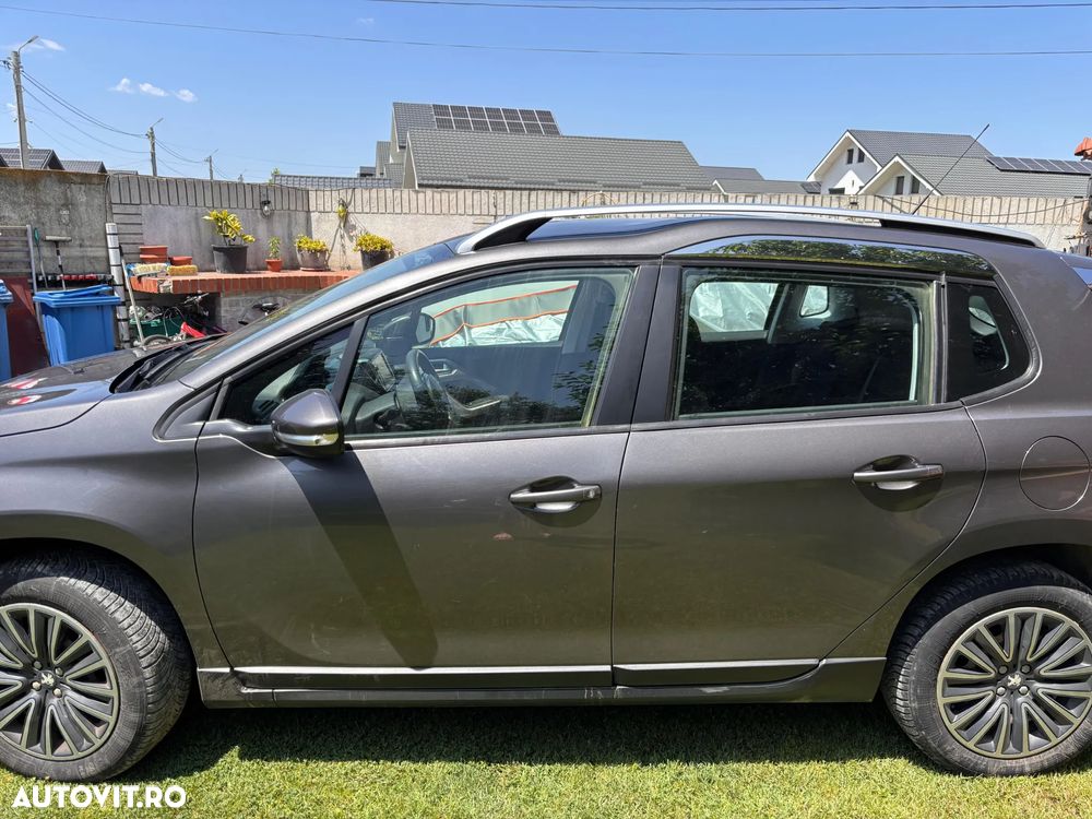 Peugeot 2008 - 5