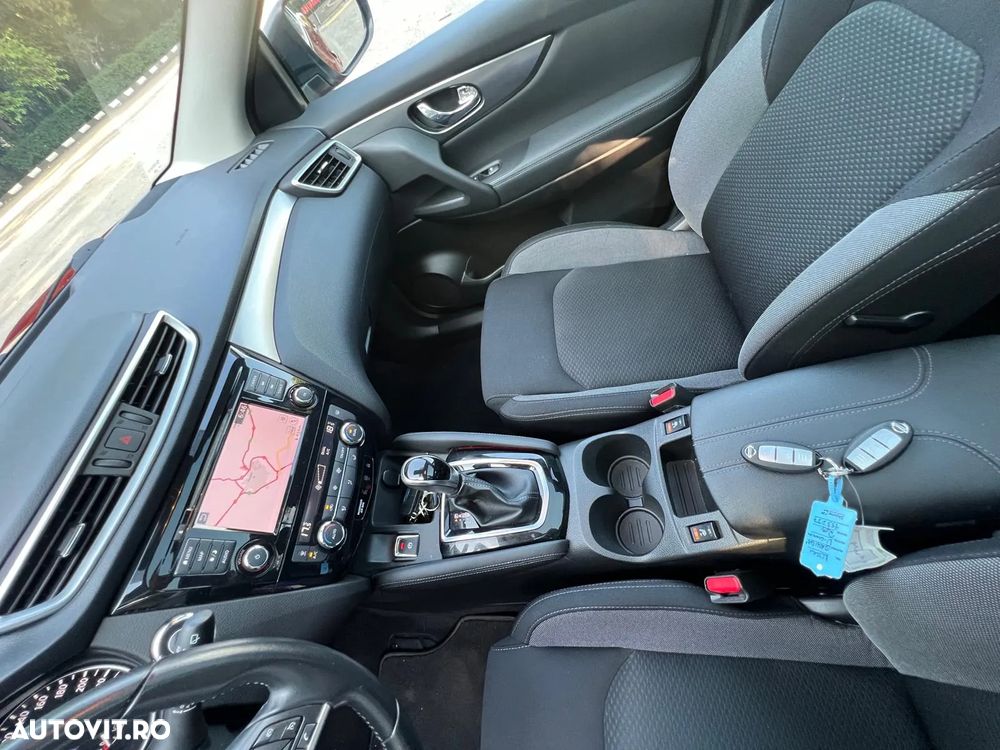 Nissan Qashqai - 11