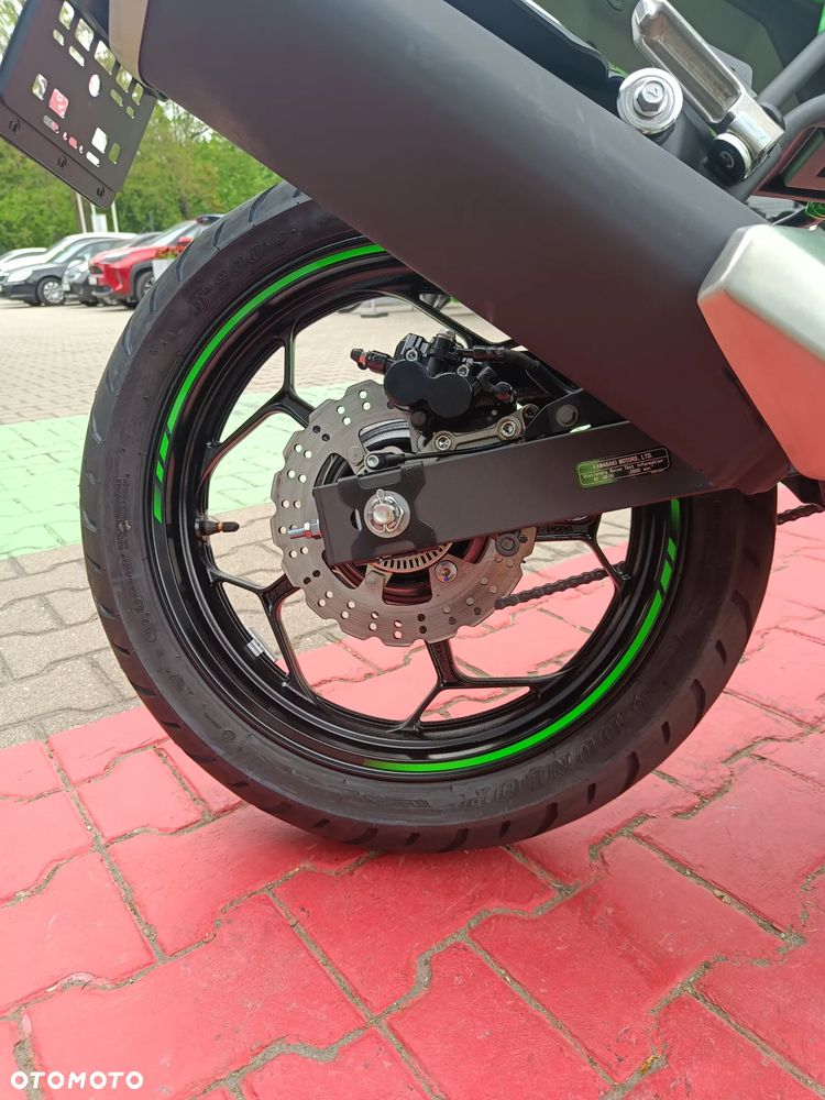 Kawasaki Ninja - 14