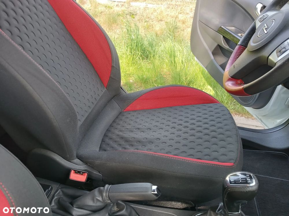 Opel Corsa 1.6 Turbo GSi - 9