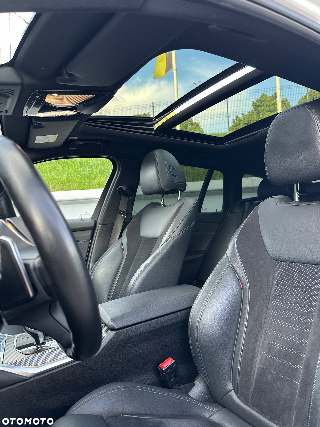 BMW Seria 3 330e M Sport sport - 11