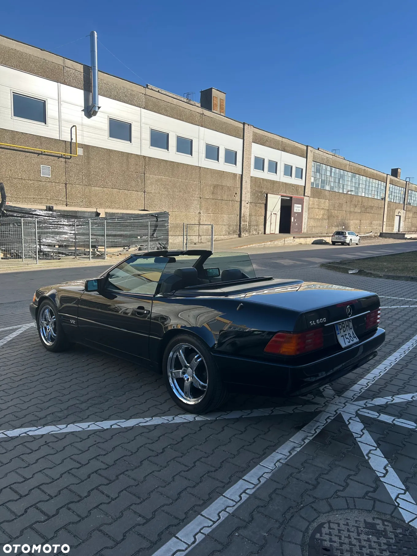 Mercedes-Benz SL 600 - 12