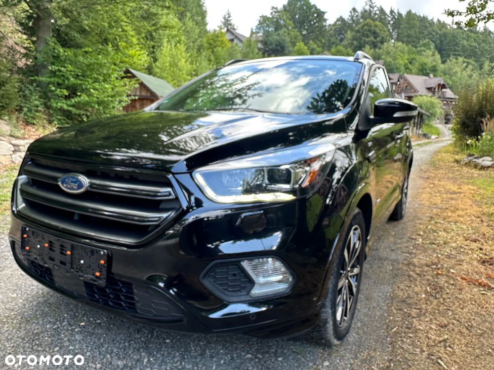 Ford Kuga 2.0 TDCi AWD ST-Line - 4