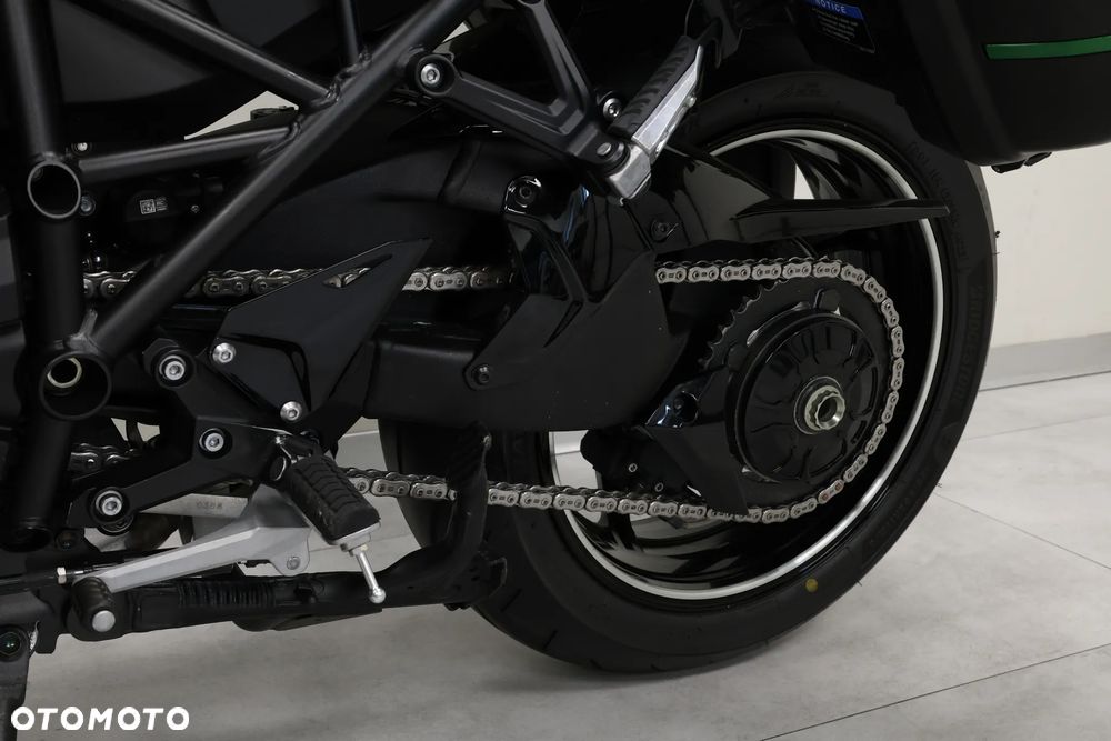 Kawasaki Ninja H2 SX - 39