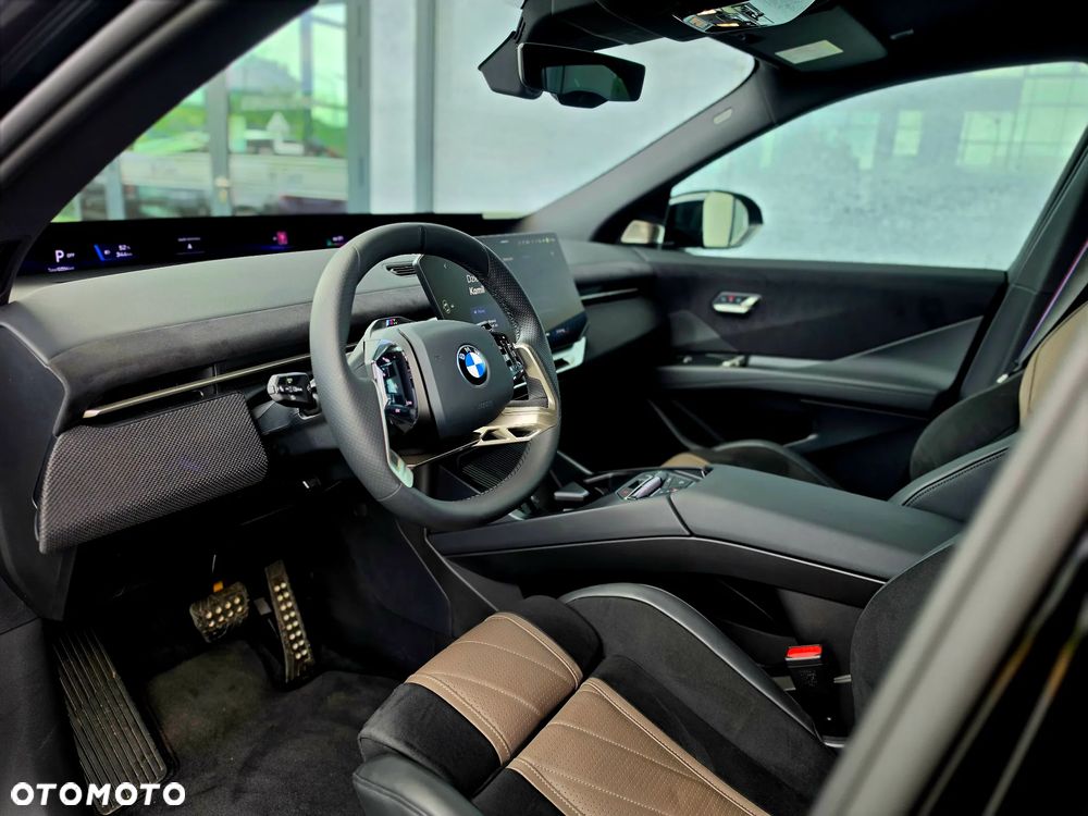 BMW iX3 50 xDrive 113.4kWh - 17
