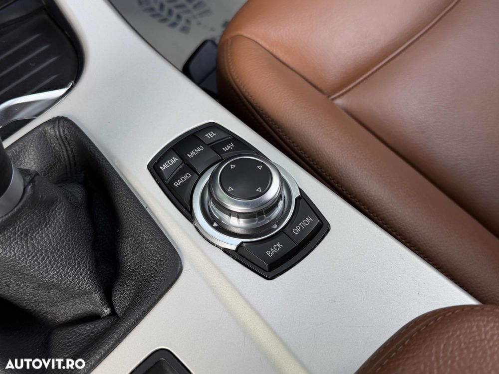 BMW X3 sDrive18d Advantage - 24