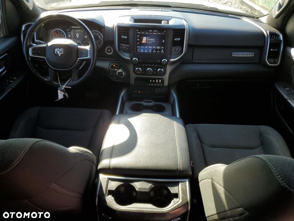 RAM 1500 5.7 Crew Cab Bighorn - 8