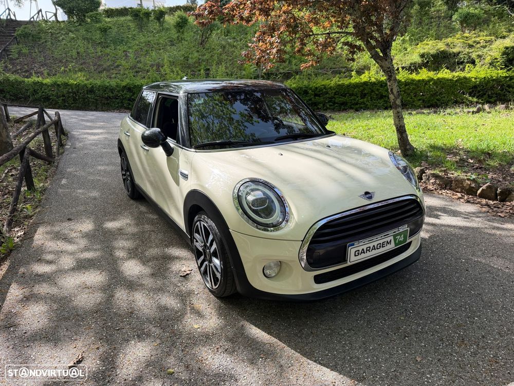 MINI 5 Portas Cooper D Auto - 27