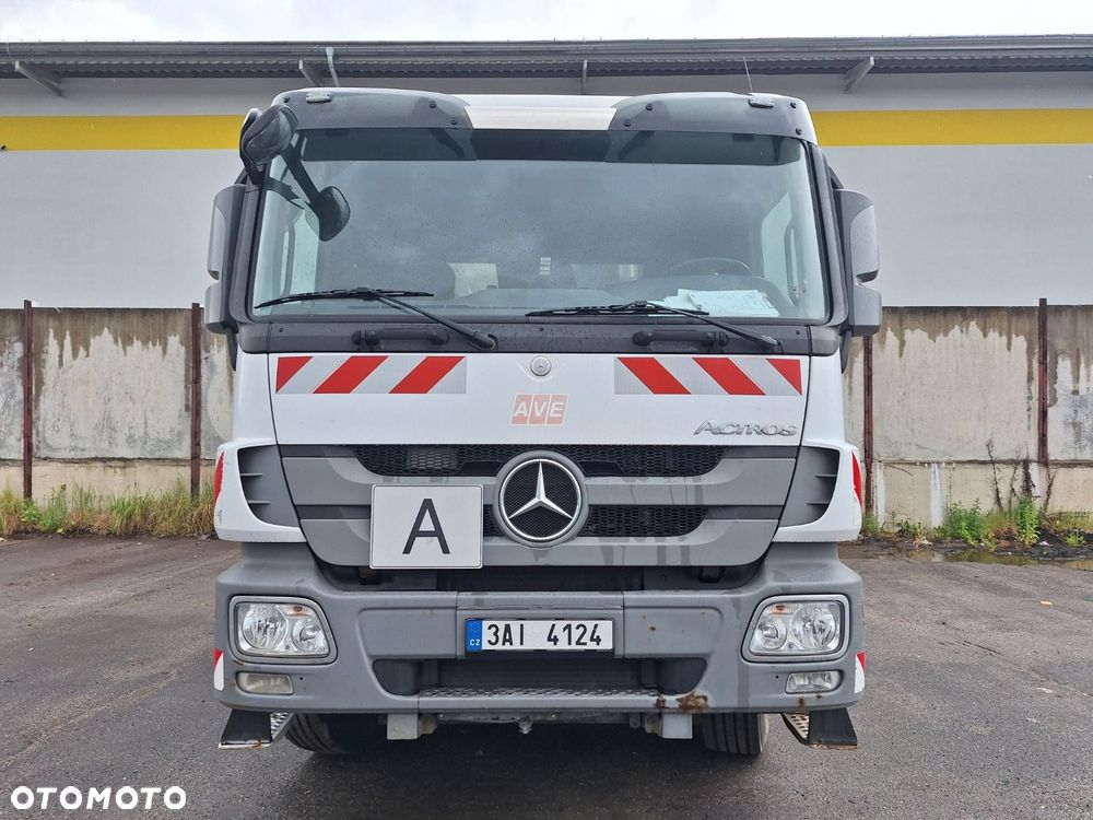 Versalift Actros 2536 L 6X2 - 2