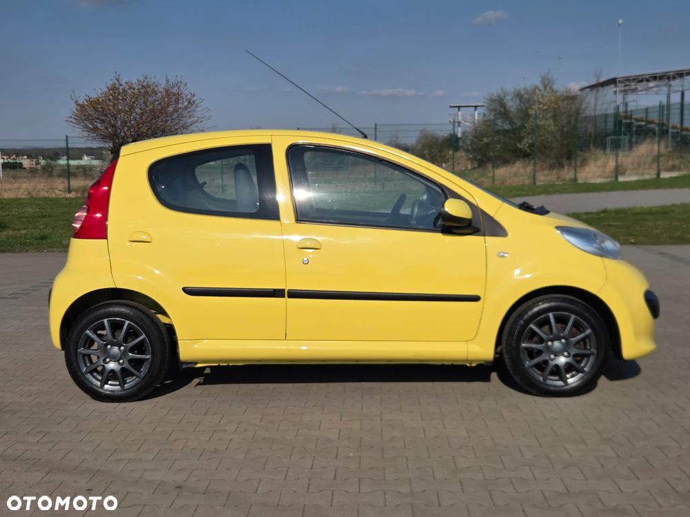 Peugeot 107 70 2-Tronic Filou - 6
