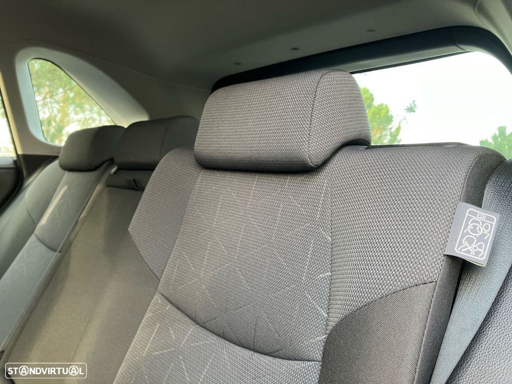 Toyota RAV4 - 13