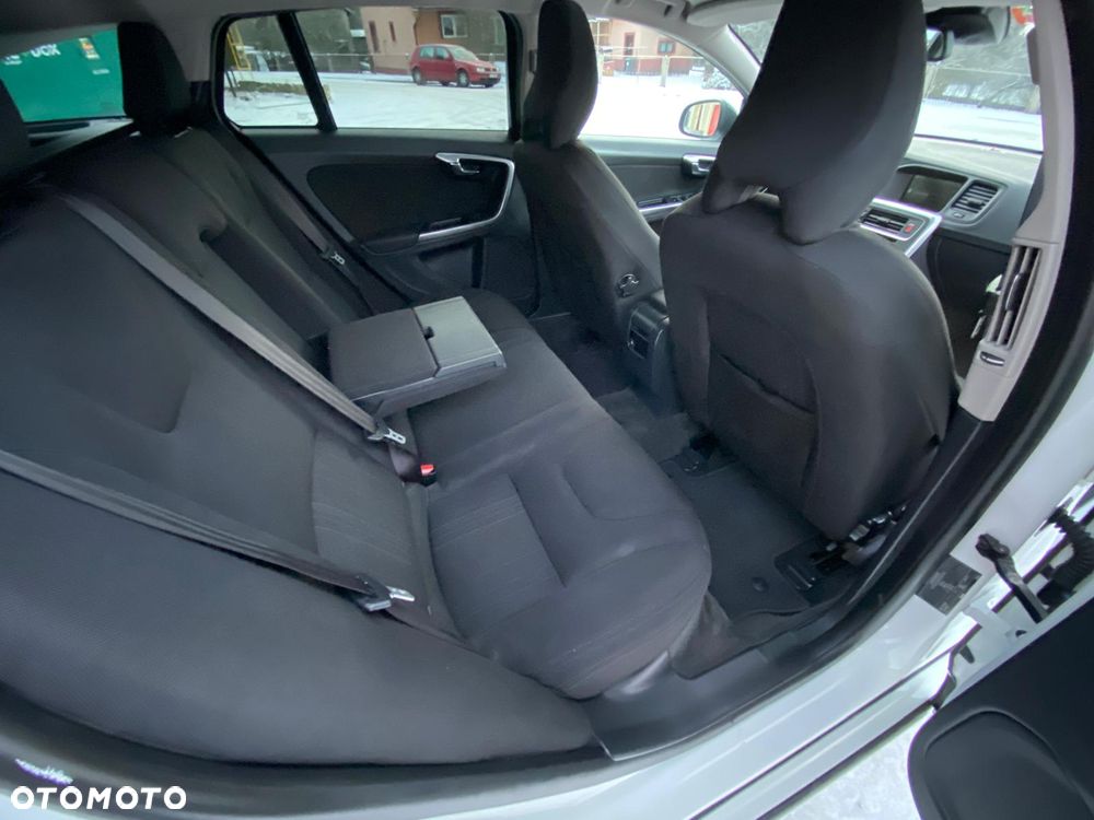 Volvo V60 - 16