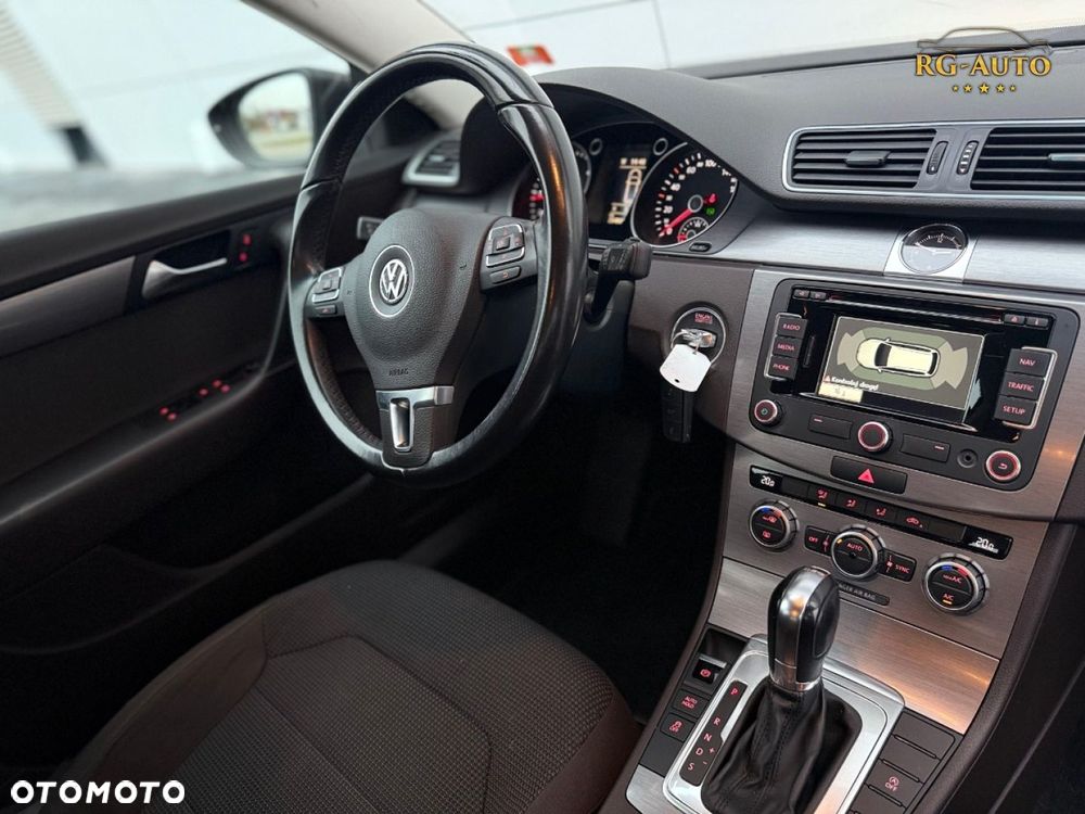 Volkswagen Passat - 3