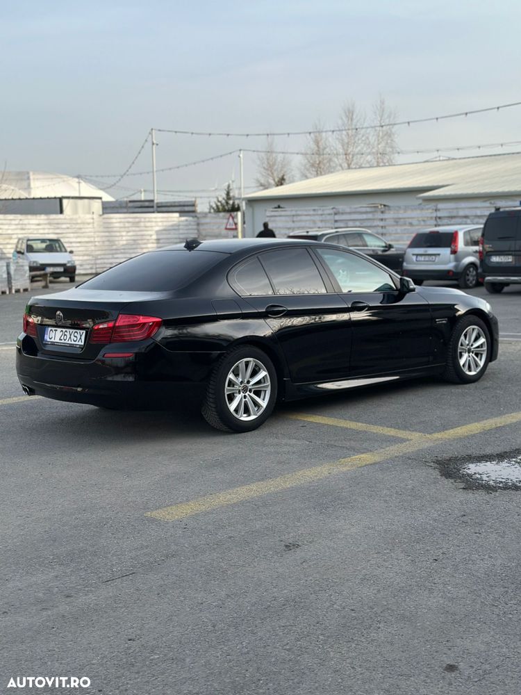 BMW Seria 5 525d xDrive - 5