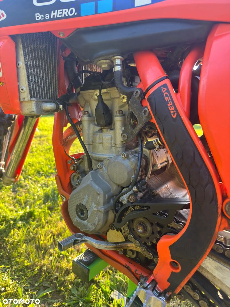 KTM SXF - 20