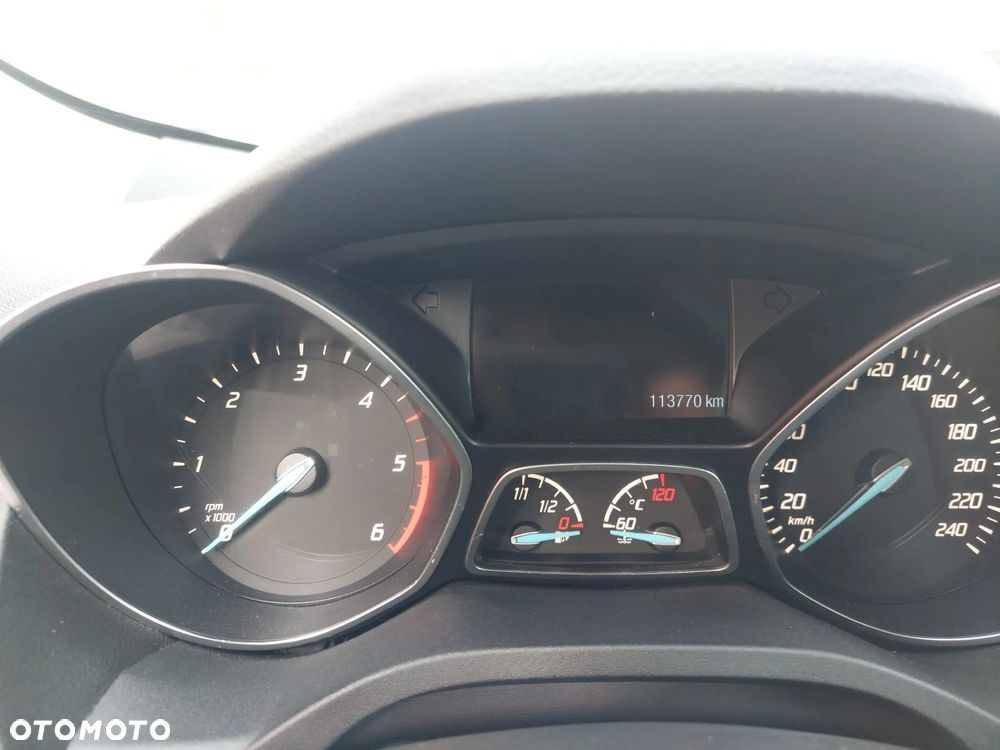 Ford Kuga 2.0 TDCi 4x4 SYNC - 7